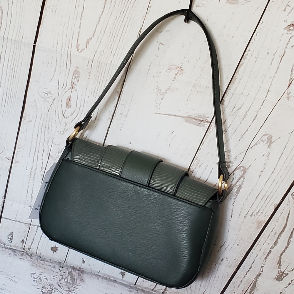 Time and Tru recycled materials vinyl snake textured shoulder bag green - Picture 4 of 16